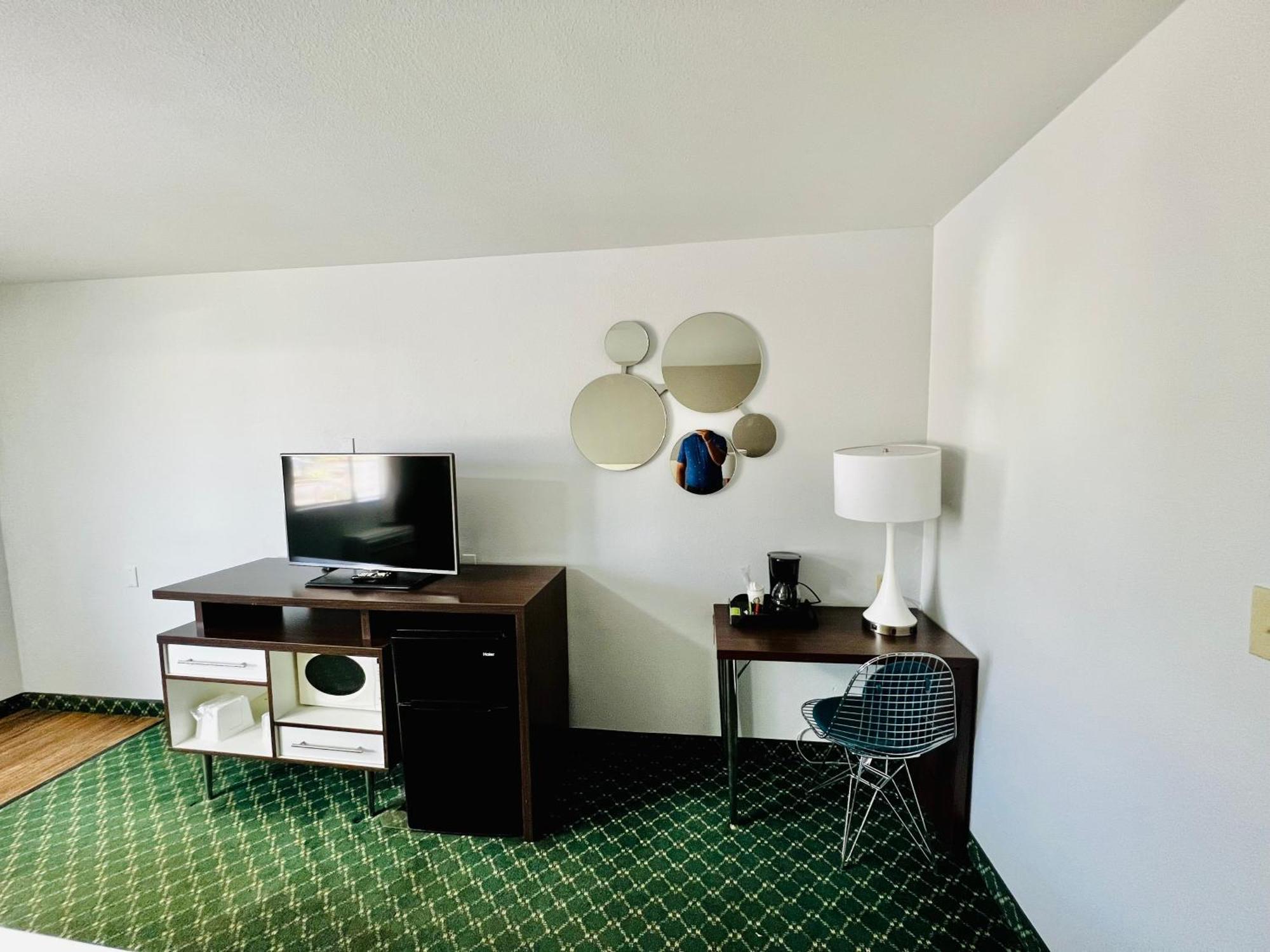 Studio 6 Suites Flagstaff Az Exterior photo
